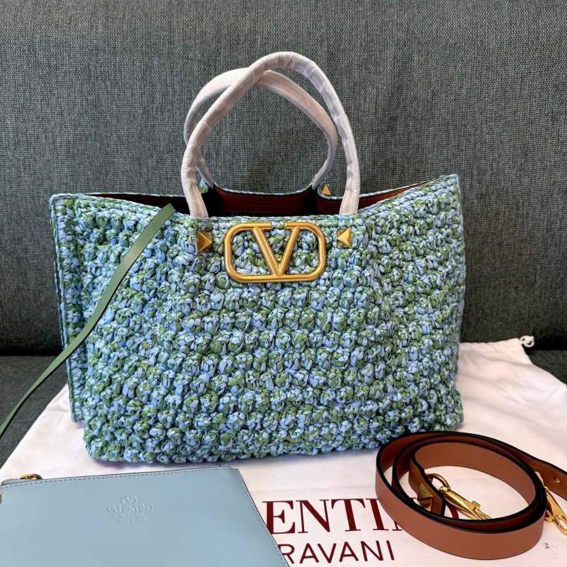 Va1e*ntin0 shopping bag
